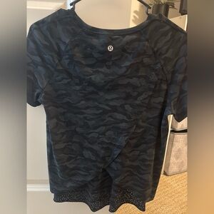 lululemon athletica Camo Black Top